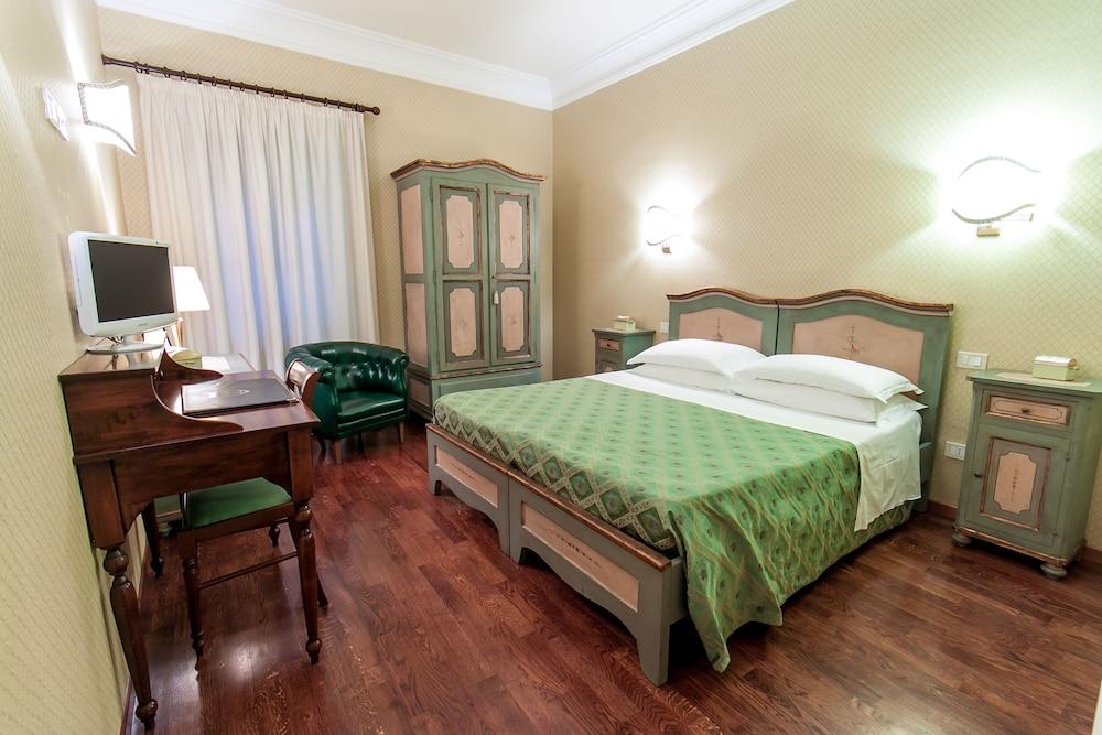 מלון Petrignano Relais Parco Dei Cavalieri Assisi מראה חיצוני תמונה