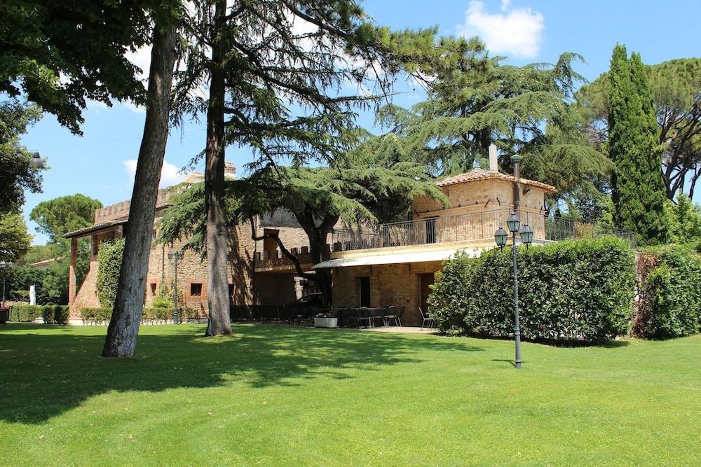 מלון Petrignano Relais Parco Dei Cavalieri Assisi מראה חיצוני תמונה
