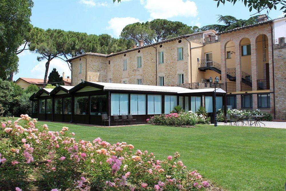 מלון Petrignano Relais Parco Dei Cavalieri Assisi מראה חיצוני תמונה