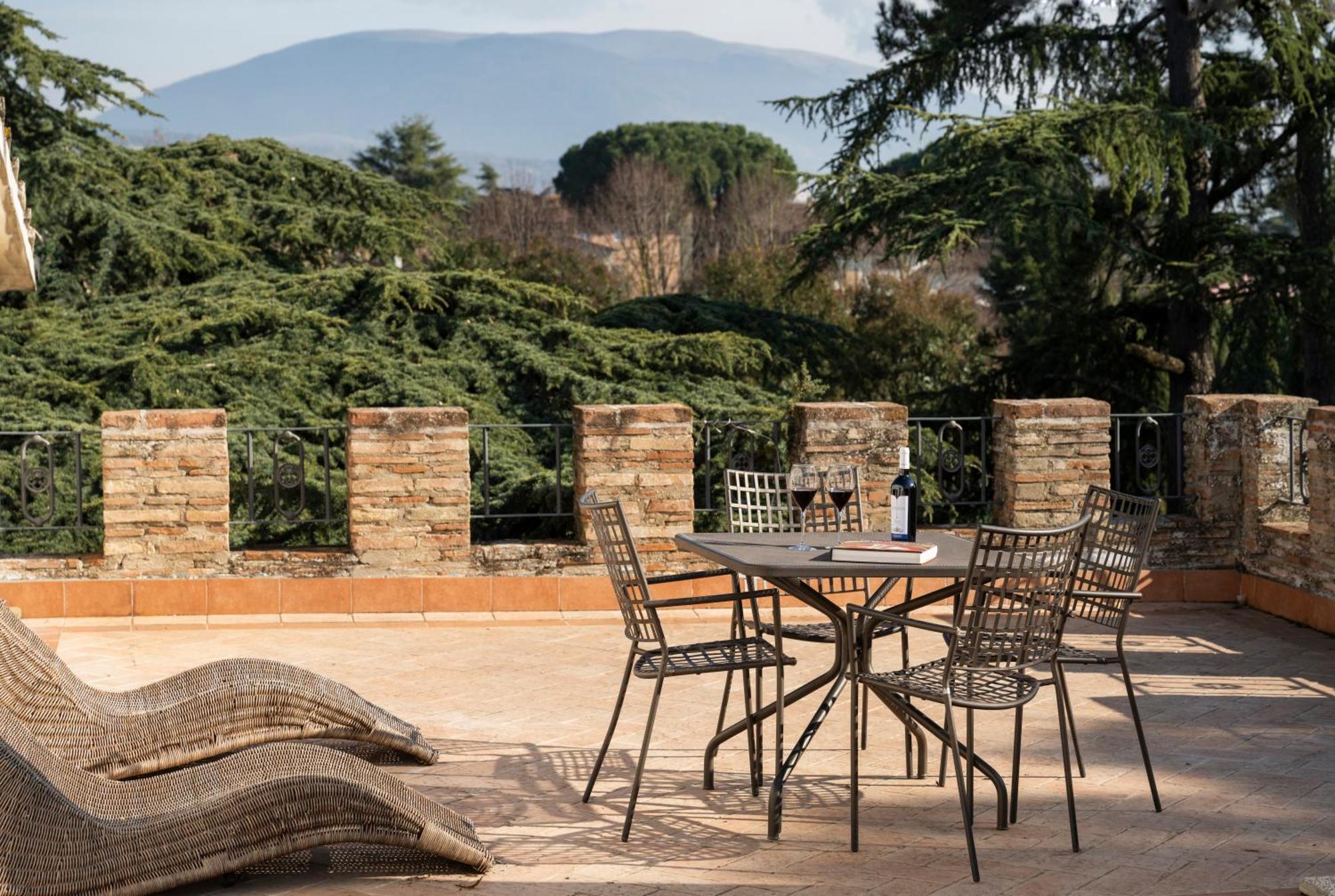 מלון Petrignano Relais Parco Dei Cavalieri Assisi מראה חיצוני תמונה