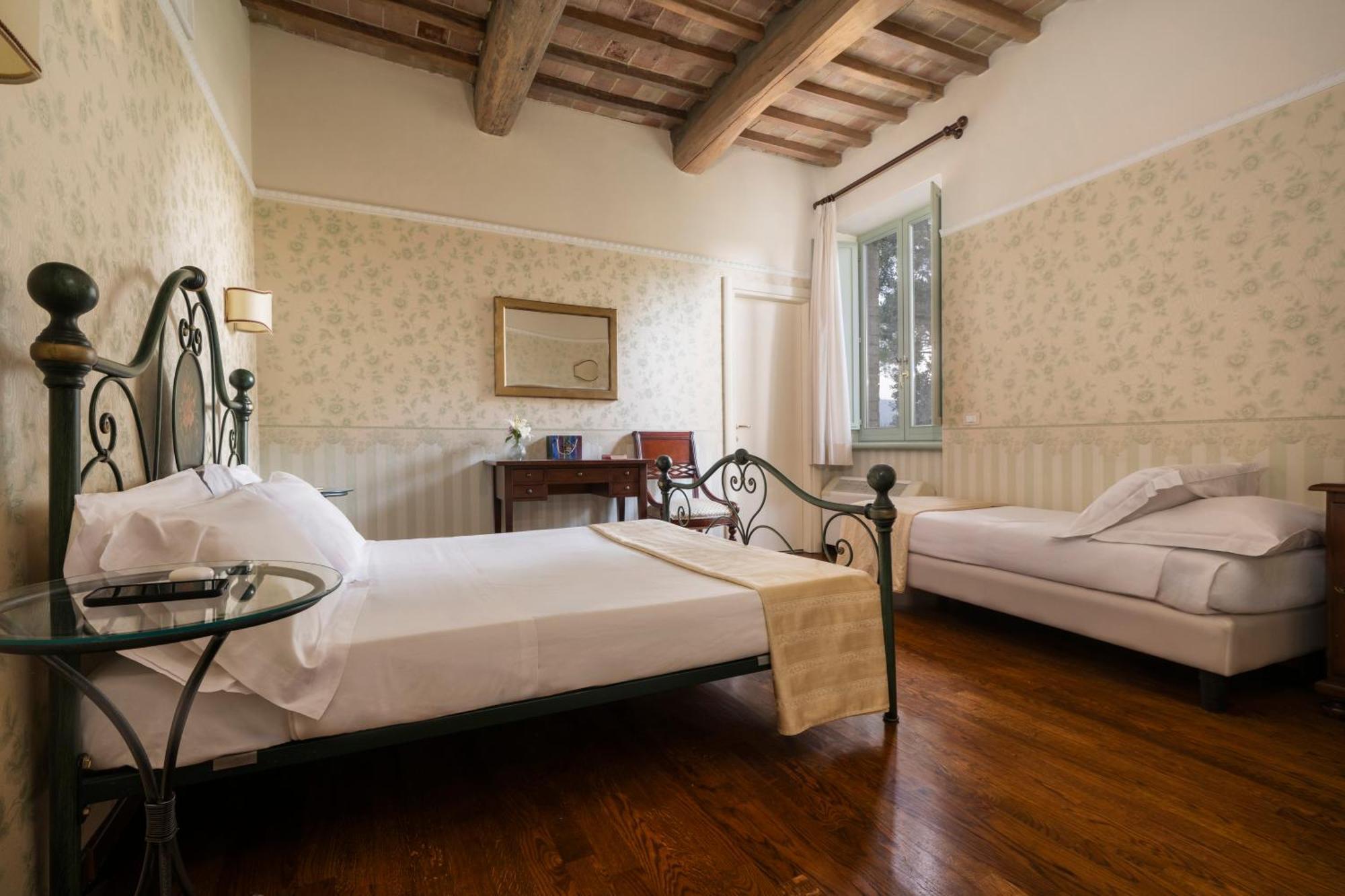 מלון Petrignano Relais Parco Dei Cavalieri Assisi מראה חיצוני תמונה